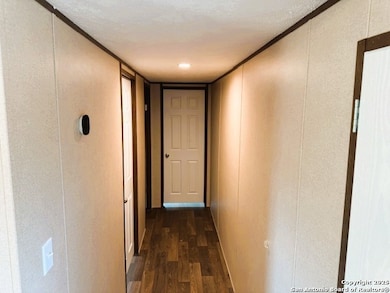 277 Cr 1647 Unit 1, Moore, TX 78058 - photo 3