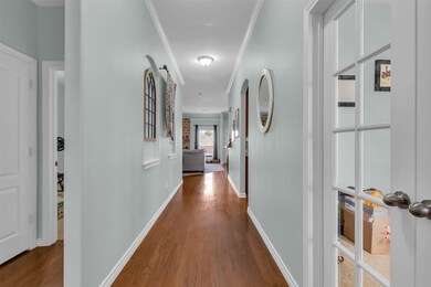 1208 Claire Ct, Burleson, TX 76028 - photo 4