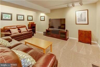 5353 Chase Lions Way, Columbia, MD 21044 - photo 3