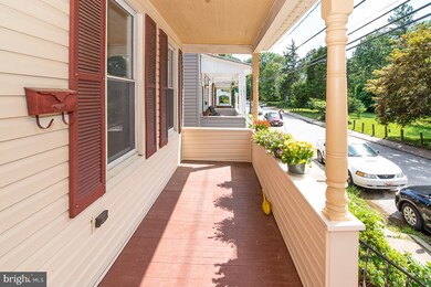 5525 Mattfeldt Ave, Baltimore, MD 21209 - photo 4