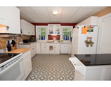 18 Varnum St, Worcester, MA 01603 - photo 2