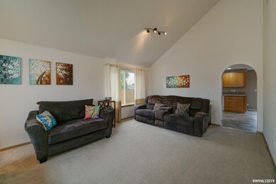 1353 S 6th St, Independence, OR 97351 - photo 7