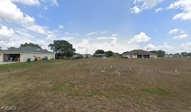 1021 NE 4th Ave, Cape Coral, FL 33909 - photo 3
