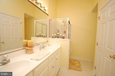 42579 Pelican Dr, Chantilly, VA 20152 - photo 5