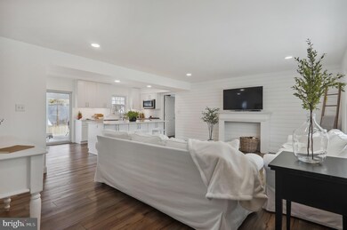 12608 Waverly Place, Bowie, MD 20715 - photo 2