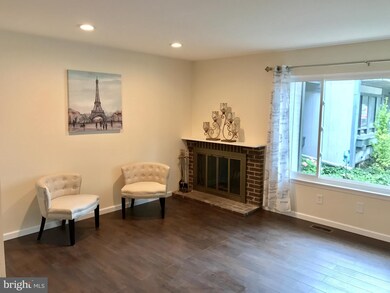 18419 Stone Hollow Dr, Germantown, MD 20874 - photo 2