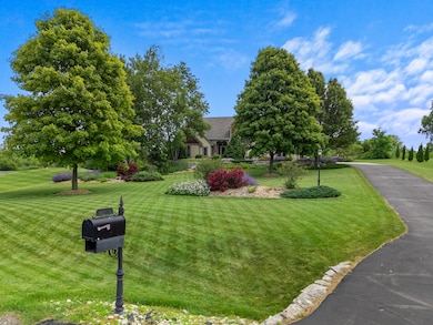 4570 Stoney Creek-60