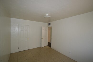 4612 E 17th St, Tucson, AZ 85711 - photo 6