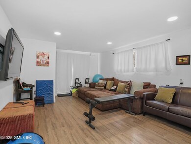 6-web-or-mls-31-summit-rd