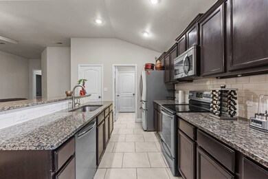 9908 Aloe Ct, Odessa, TX 79765 - photo 5