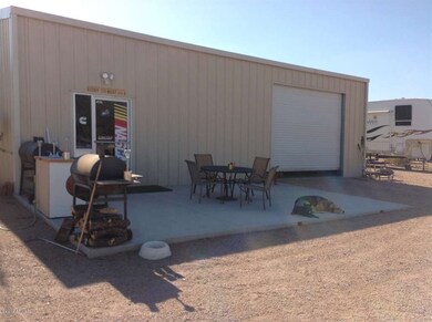Workshop 1200 sq ft
