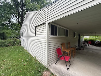 5776 E 33rd St, Indianapolis, IN 46218 - photo 3