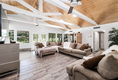 531 College St, East Bernard, TX 77435 - photo 5