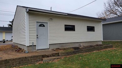 1004 N Garden St, New Ulm, MN 56073 - photo 2