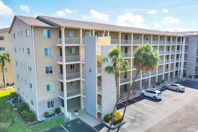 3521 Lake Bayshore Dr unit J101, Bradenton, FL 34205 - photo 5