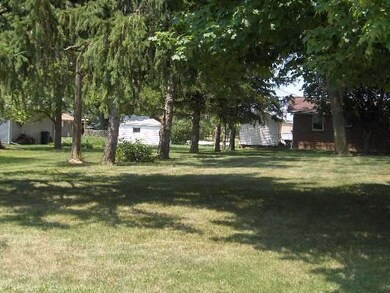 400 Lime St, Woodville, OH 43469 - photo 2