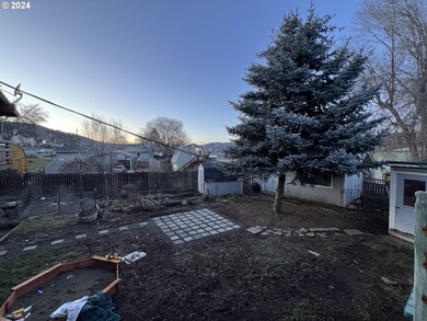 409 SE Hillcrest Rd, John Day, OR 97845 - photo 5