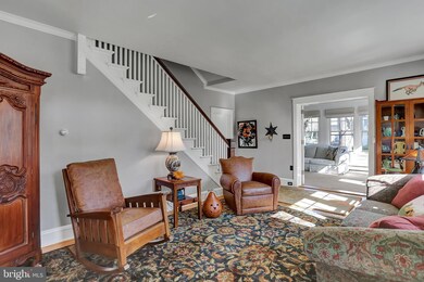 329 E Walnut St, Reading, PA 19607 - photo 3