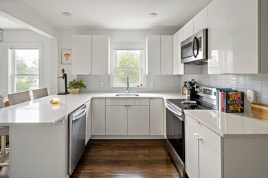 4438 Washington St unit 3, Boston, MA 02131 - photo 2