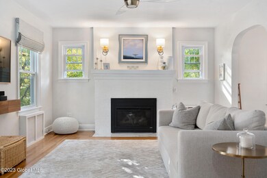 2021 Dean St MLS-33