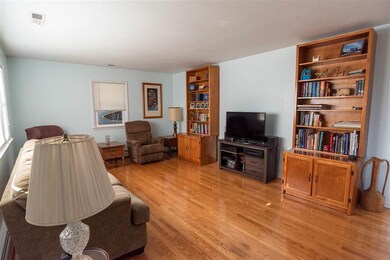 84 Emery St, Harrisonburg, VA 22801 - photo 2