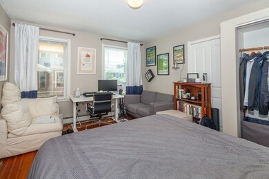 10 Steeves Cir unit 2, Somerville, MA 02144 - photo 2
