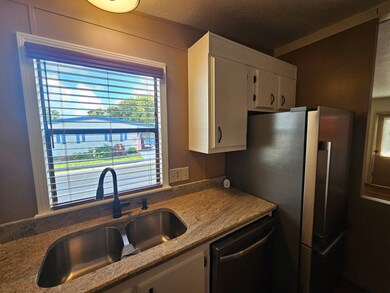 5200 28th St N unit 612, Saint Petersburg, FL 33714 - photo 7