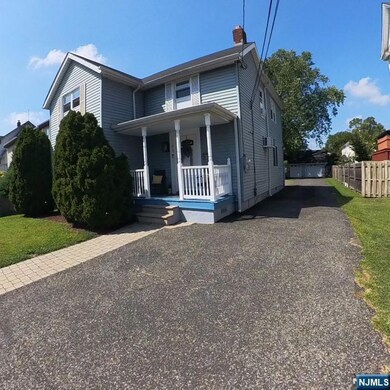 23 Grand St, Little Ferry, NJ 07643 - photo 2