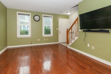 27 Wenlock Rd, Dorchester, MA 02122 - photo 5