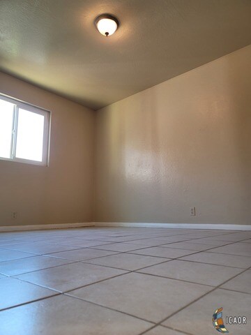 590 El Centro Ave unit 1, El Centro, CA 92243 - photo 7