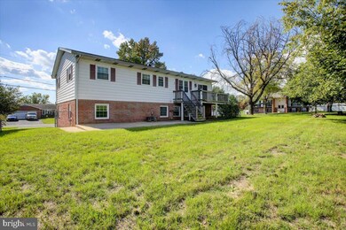 3995 Ricklyn Dr, Chambersburg, PA 17202 - photo 3
