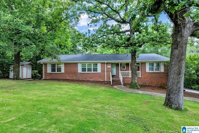 834 Burning Tree Trail, Alabaster, AL 35007 - photo 2