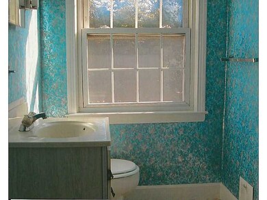 92 Kiwanee Rd, Warwick, RI 02888 - photo 5