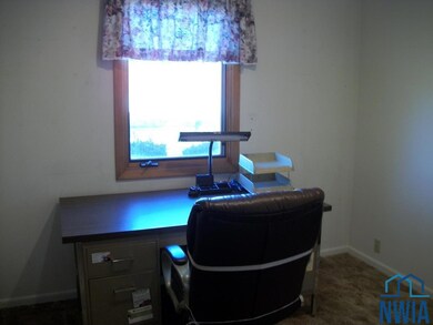 119 E Ridgeview Dr, Cherokee, IA 51012 - photo 3