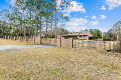 2379 Risen Dr, Cantonment, FL 32533 - photo 7