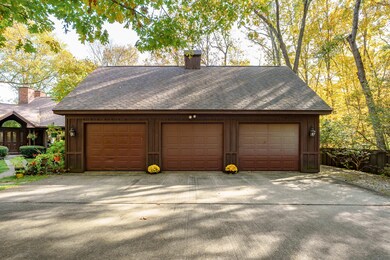 Sprinkle_Rd_N_6738_Kalamazoo_49004-8