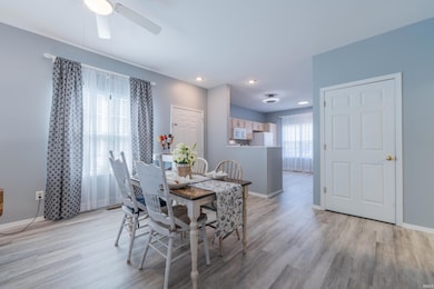 704 Bayberry Ct E unit E, Bloomington, IN 47401 - photo 5