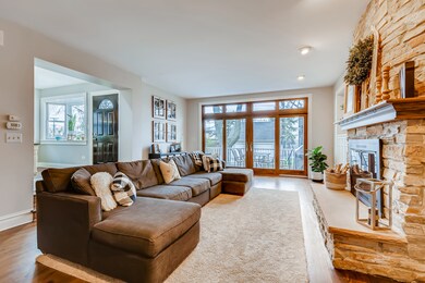 385 N Addison Ave, Elmhurst, IL 60126 - photo 7