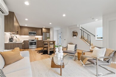 2212 Broadway E, Seattle, WA 98102 - photo 5