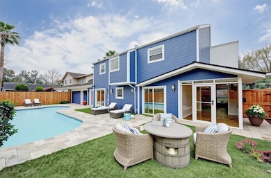 3307 Chris Dr unit B8, Houston, TX 77063 - photo 2