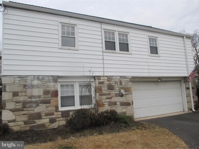 1208 Foss Ave, Drexel Hill, PA 19026 - photo 2