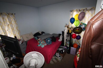 1803 Bridge Ave, Davenport, IA 52803 - photo 4