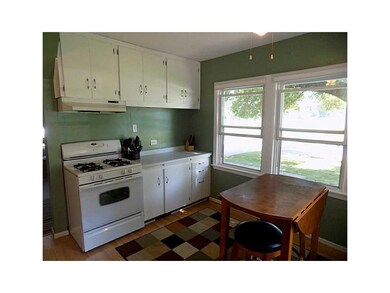 1314 E Ave NW, Cedar Rapids, IA 52405 - photo 3