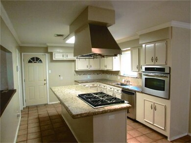 2212 S Belmont Dr, Richmond, TX 77469 - photo 5