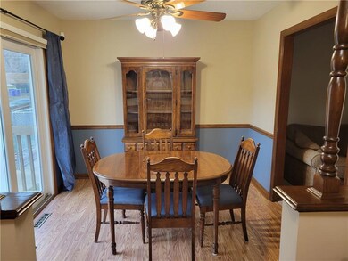 6643 Larsen Ln, Shawnee, KS 66203 - photo 7
