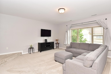 8619 S Deerwood Ln unit 25, Franklin, WI 53132 - photo 7