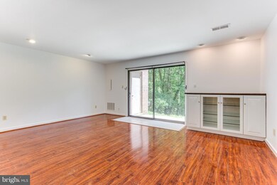 3727B Madison Ln, Falls Church, VA 22041 - photo 6