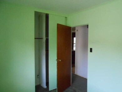 508 Waco Ln, Carpentersville, IL 60110 - photo 7