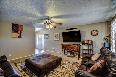 family room 2