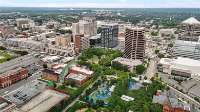 Center Pointe Greensboro unit 401, Greensboro, NC 27401 - photo 4